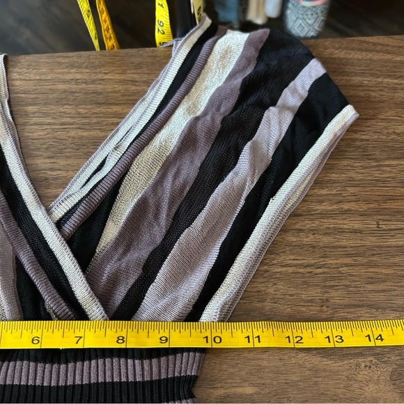 NWT Bebe Striped V-Neck Dress in Black and White XS - Picture 9 of 13